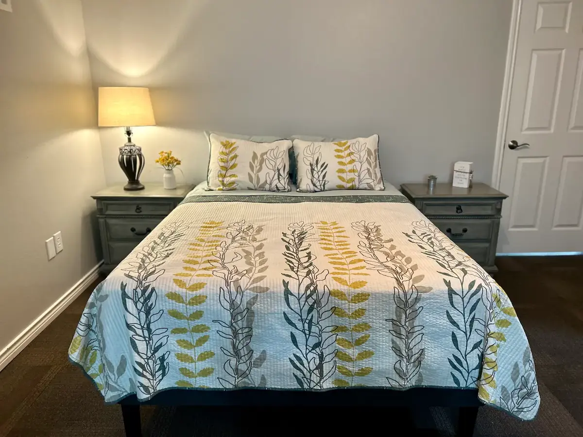 guestroom-single